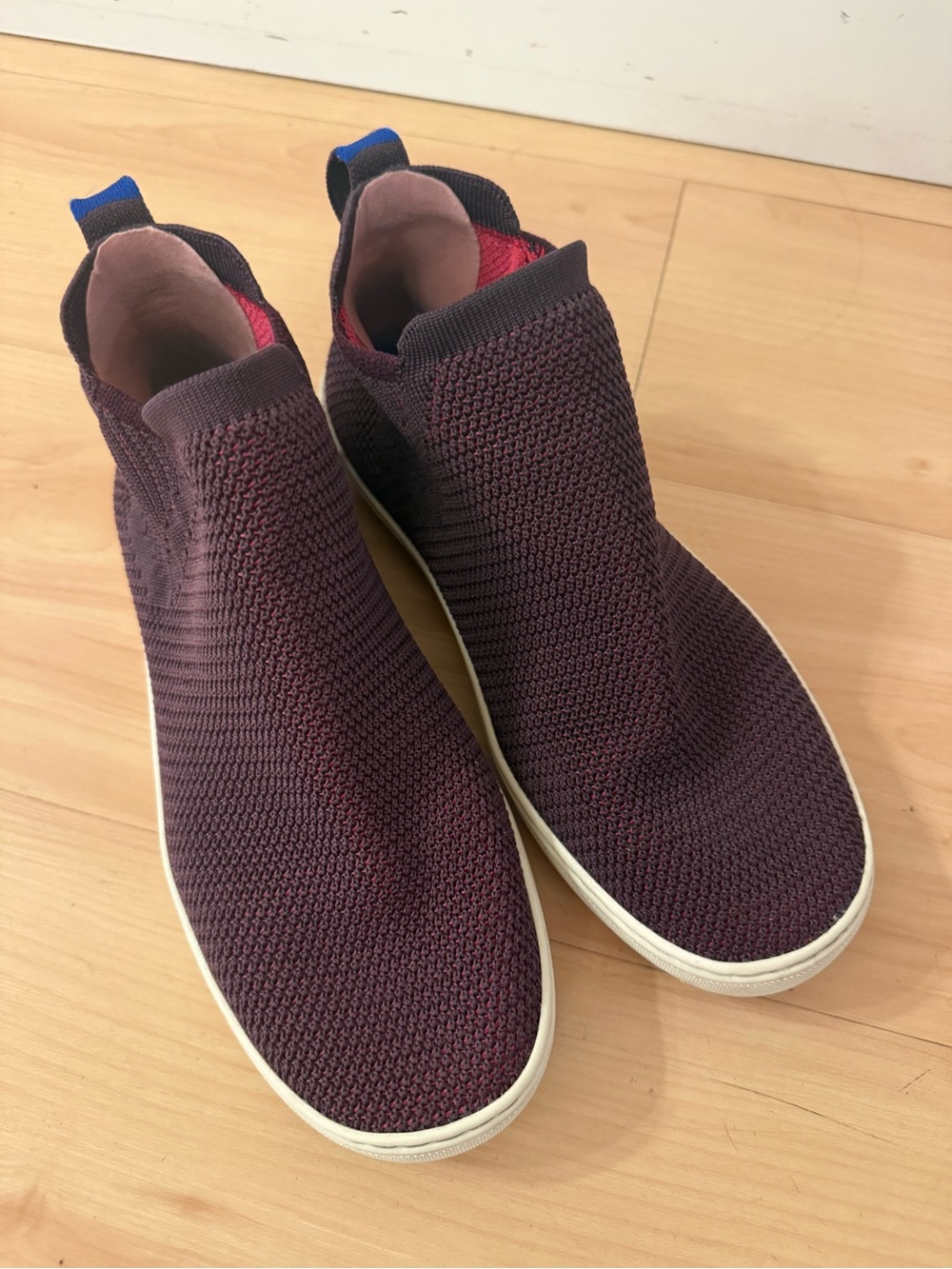 Rothy’s Chelsea High Top Sneakers Berry Lattice Stitch, size 8.5